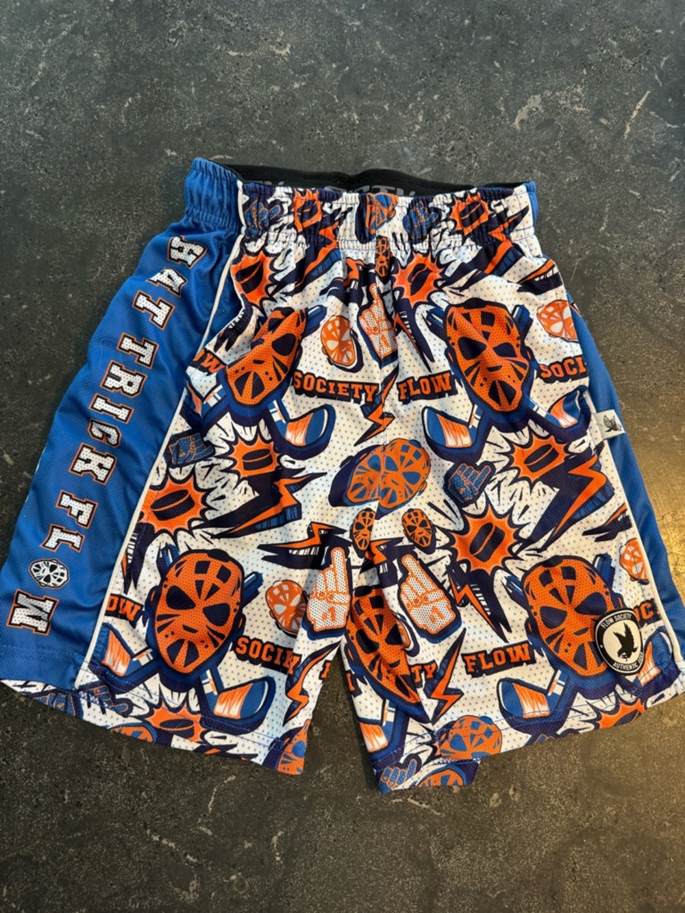 Flow Society Boys Shorts - Size Youth Medium